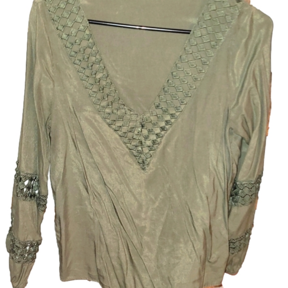 Army green long sleeved vee necked blouse